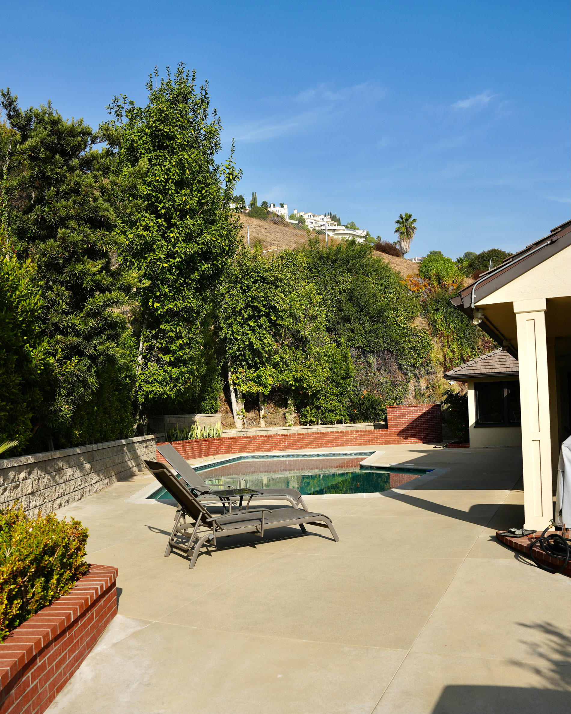 Concrete Pool Deck in Glendale