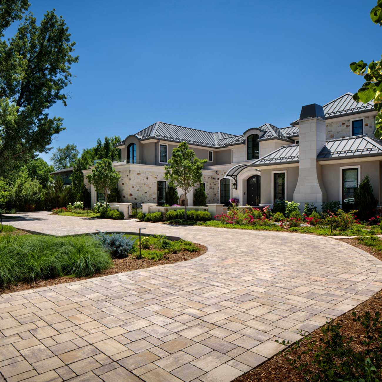 Urbana paver driveway