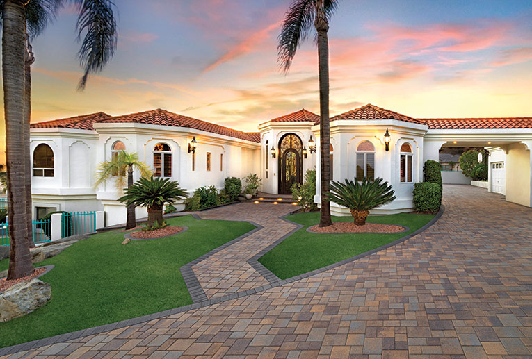 Angelus Courtyard Tuscan paver walkway