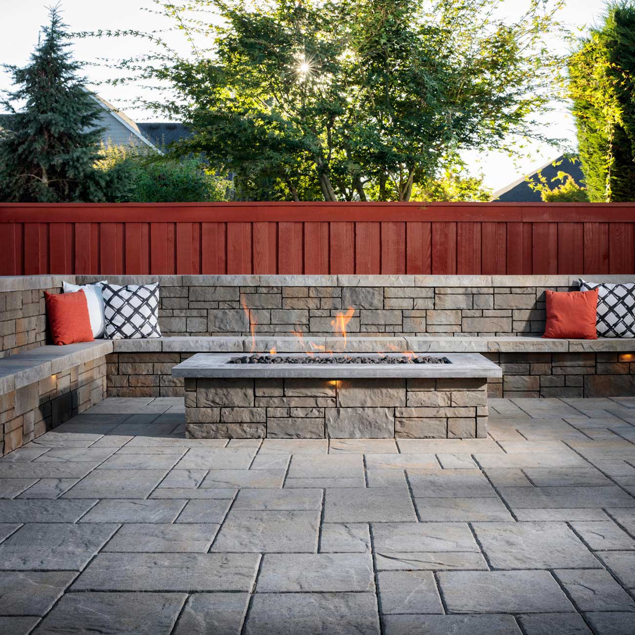 Firepit and patio with Lafitt Rustic Slab