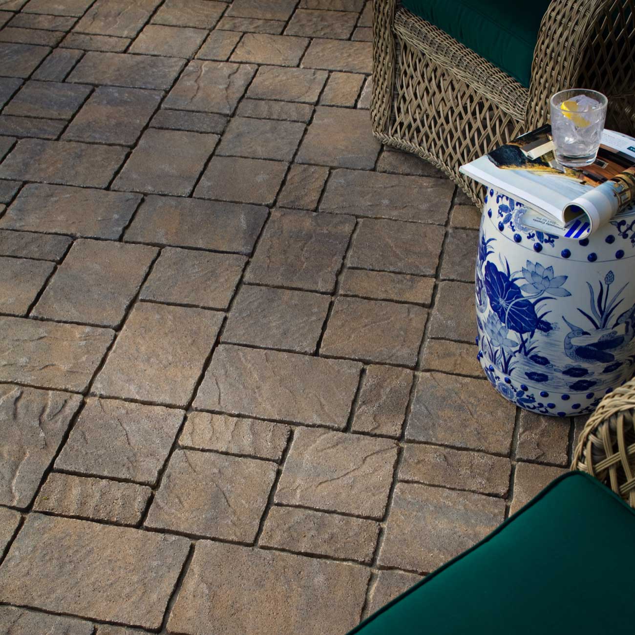Urbana pool deck pavers